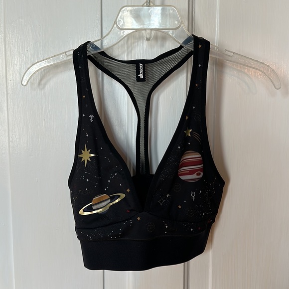 Ultracor 3 piece set, legging size XS, bra size small & jacket xsmall. - Picture 4 of 5